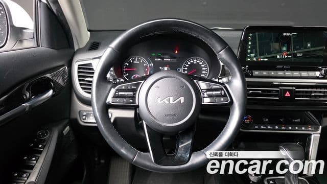Kia Seltos 2022 — Şəkil 12/20