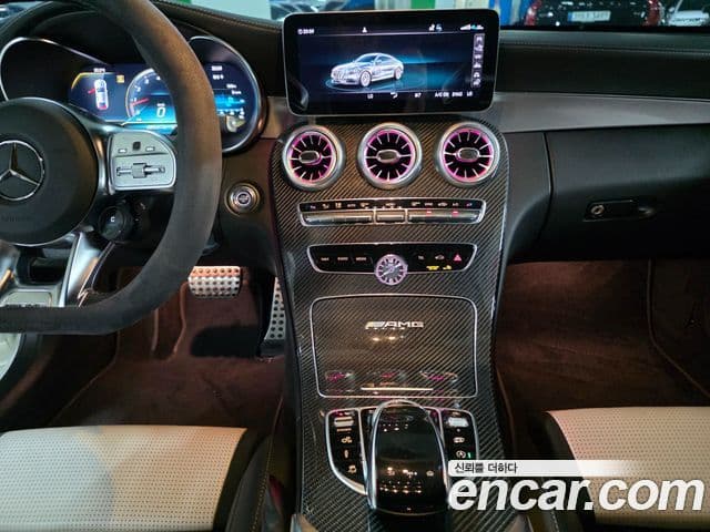 Mercedes-Benz C-Class 2020 — ფოტო 16/20