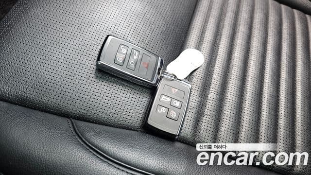 Land Rover Discovery Sport 2020 — Şəkil 16/20
