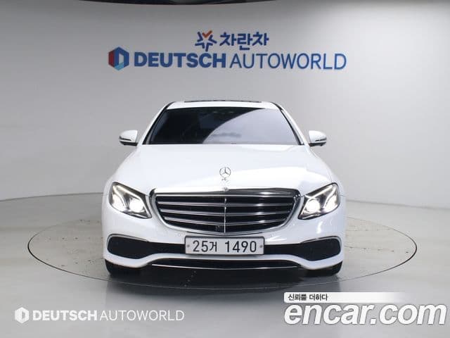 Mercedes-Benz E-Class 2018 — Şəkil 2/20