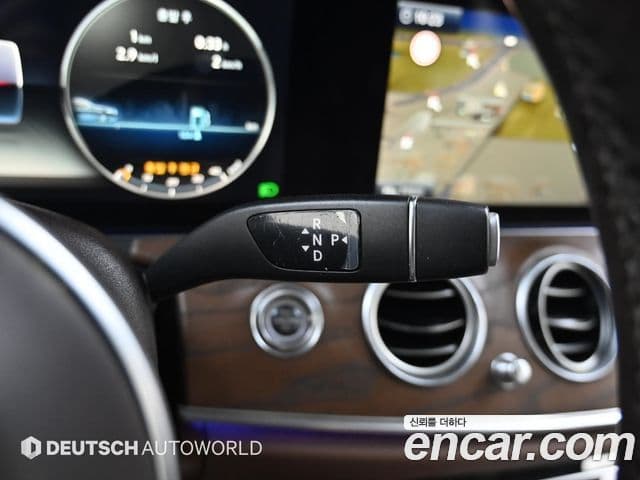 Mercedes-Benz E-Class 2018 — Şəkil 6/20