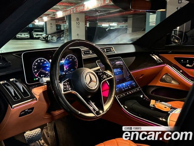 Mercedes-Benz S-Class 2021 — Photo 15/20