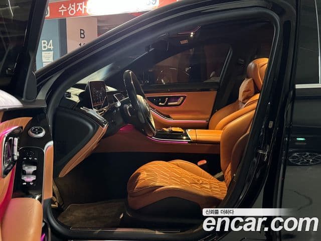 Mercedes-Benz S-Class 2021 — Photo 2/20