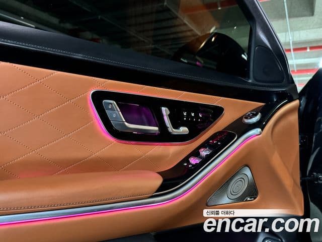 Mercedes-Benz S-Class 2021 — Photo 18/20
