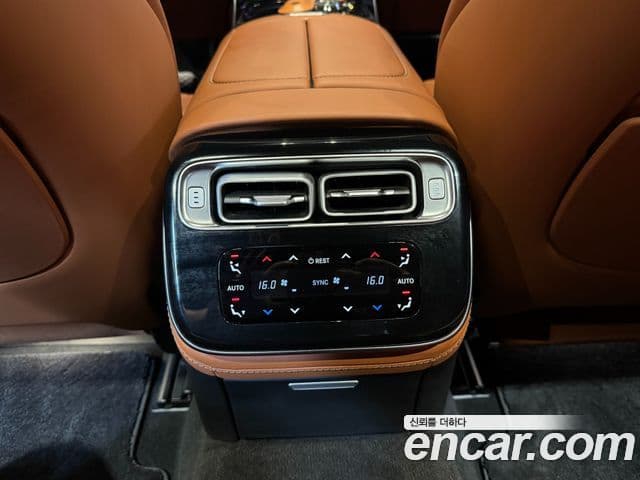 Mercedes-Benz S-Class 2021 — Photo 3/20