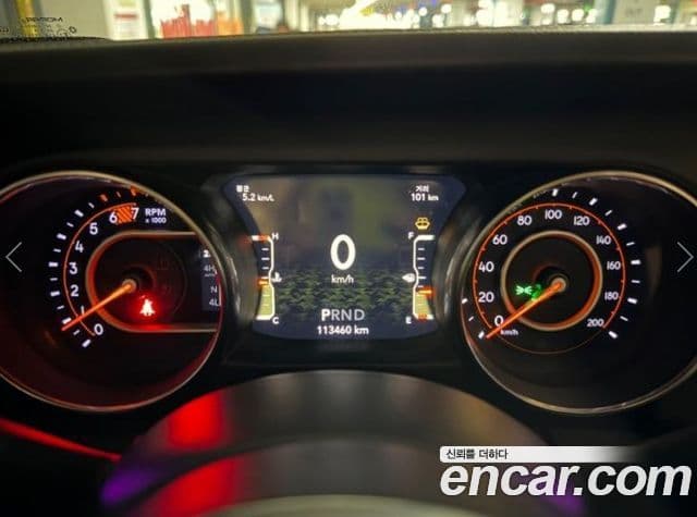 Jeep Wrangler 2019 — Şəkil 7/20
