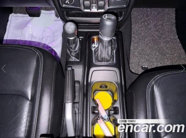 Jeep Wrangler 2019 — Şəkil 13/20