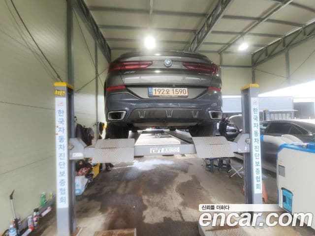 BMW X6 2023 — ფოტო 2/2