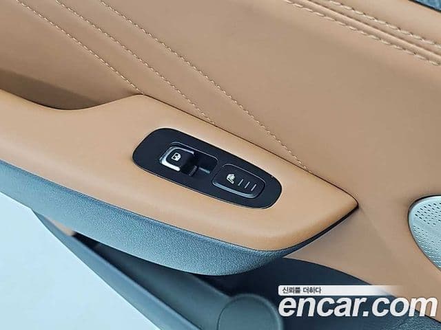 Kia Stinger 2023 — Фото 14/20