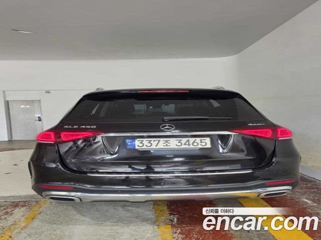 Mercedes-Benz GLE-Class 2021 — ფოტო 1/5