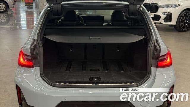 BMW 3 Series 2025 — фото 11 из 20