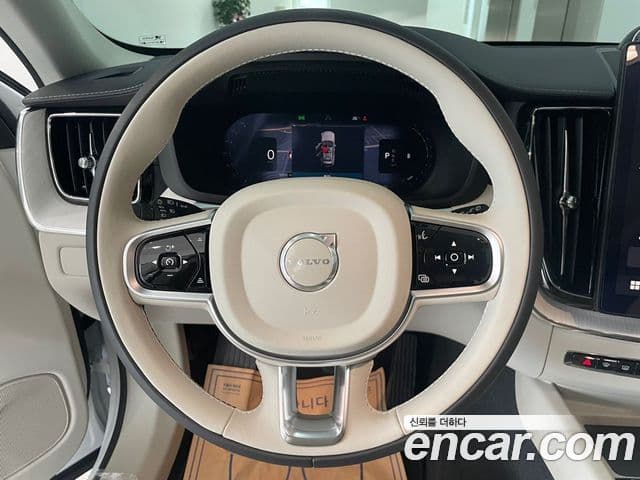 Volvo XC60 2025 — Şəkil 16/20