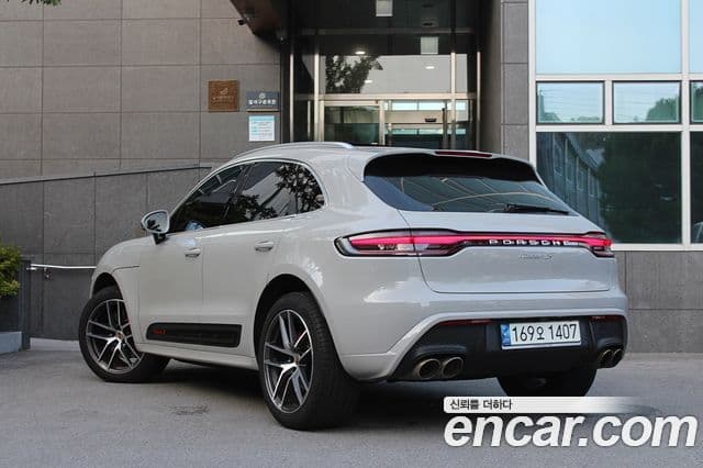 Porsche Macan 2022 — Şəkil 4/20