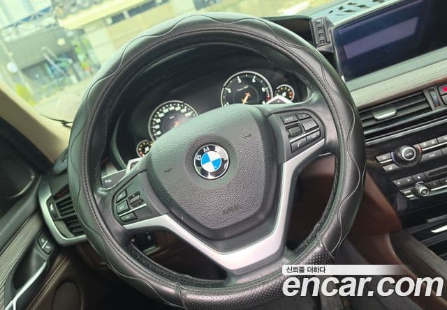 BMW X5 2018 — ფოტო 12/20