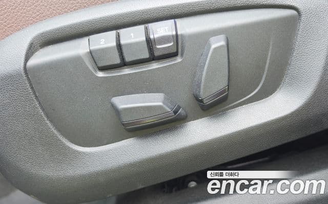 BMW X5 2018 — ფოტო 16/20