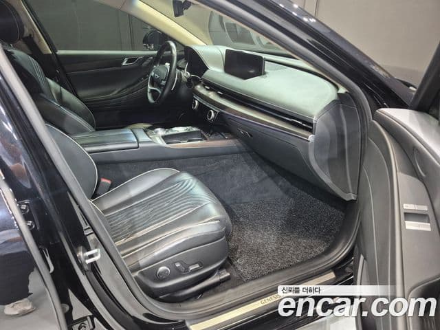 Genesis Electrified G80 2020 — Şəkil 19/20