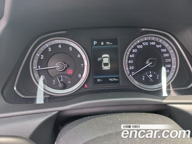 Hyundai Sonata 2022 — ფოტო 7/20