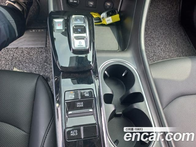 Hyundai Sonata 2022 — ფოტო 8/20