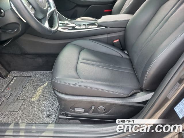 Hyundai Sonata 2022 — ფოტო 9/20