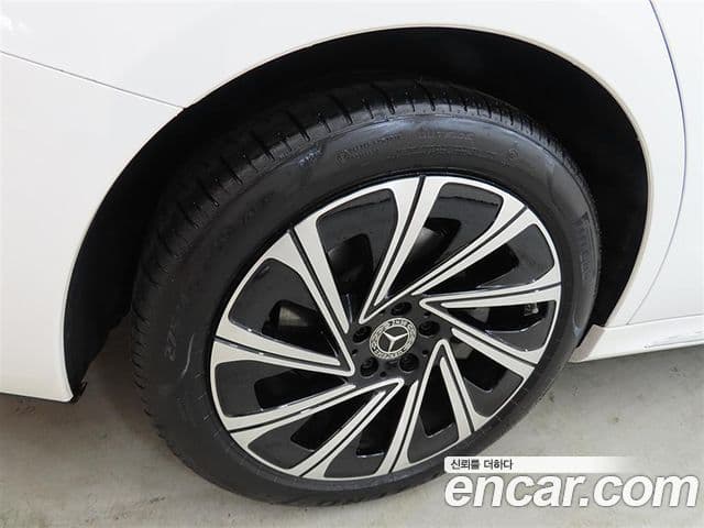Mercedes-Benz E-Class 2026 — ფოტო 19/20