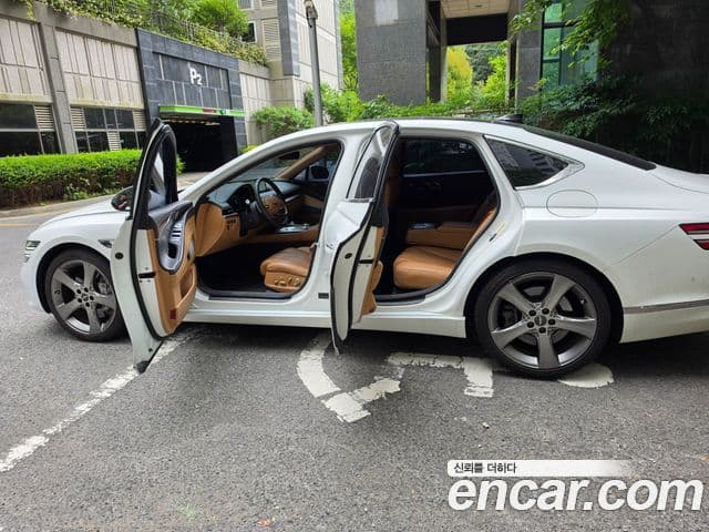 Genesis Electrified G80 2021 — ფოტო 7/9