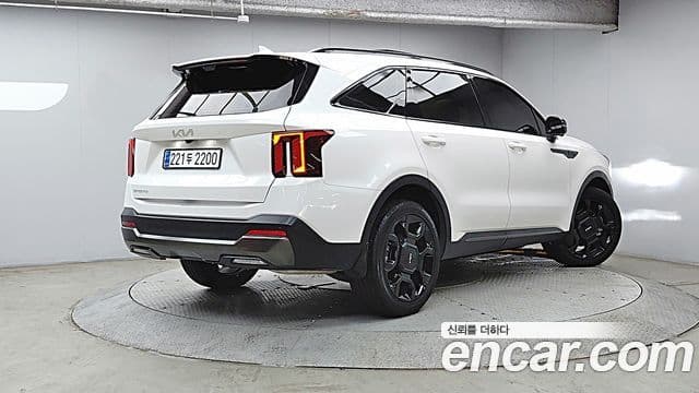 Kia Sorento 2025 — Фото 2/20