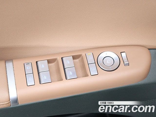Hyundai Grandeur 2025 — ფოტო 11/20