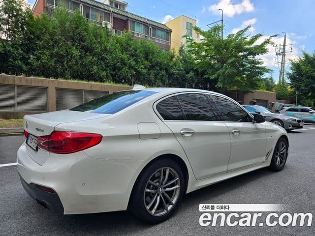 BMW 5 Series 2018 — Şəkil 3/20