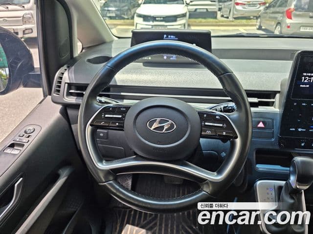Hyundai Staria 2022 — Şəkil 11/17