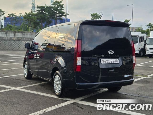 Hyundai Staria 2024 — Şəkil 5/20