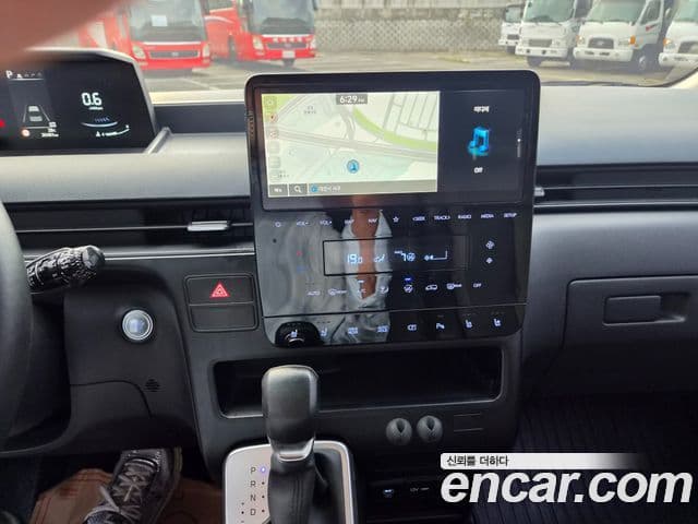 Hyundai Staria 2024 — Şəkil 12/20