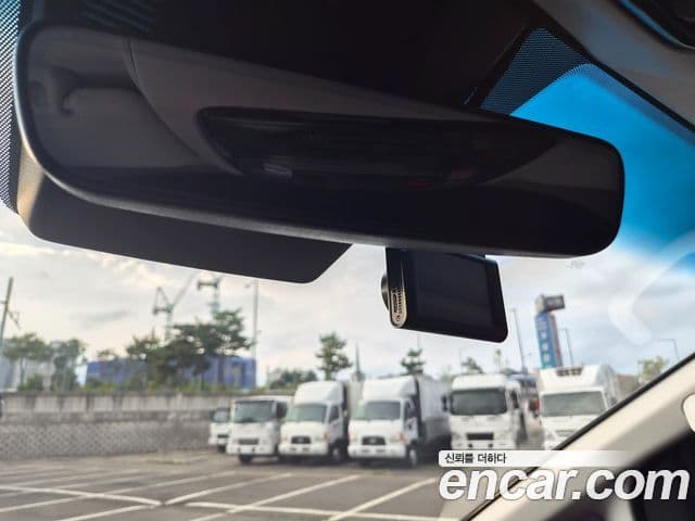 Hyundai Staria 2024 — Şəkil 16/20