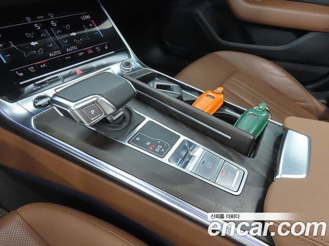 Audi A6 2021 — Şəkil 10/20