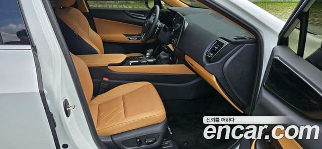 Lexus NX350h 2026 — ფოტო 14/20