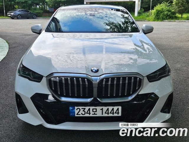 BMW 5 Series 2024 — Şəkil 1/20