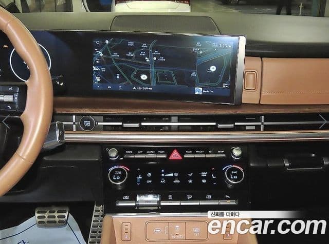 Hyundai Santa Fe 2024 — Şəkil 10/20