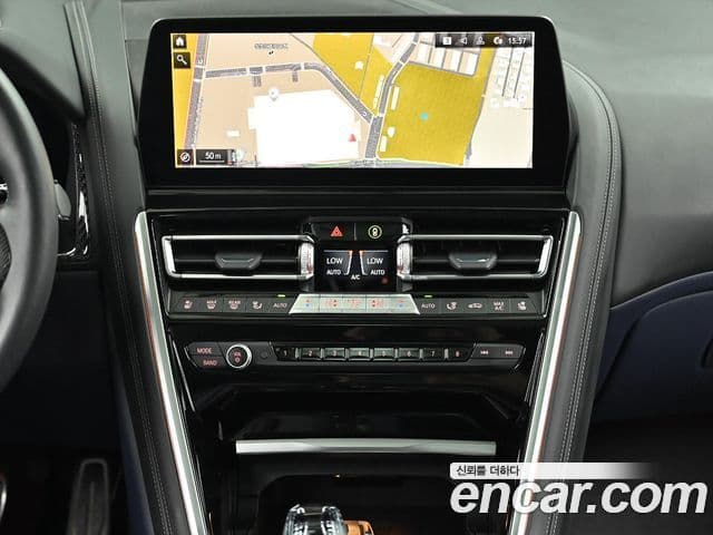 BMW 8 Series 2025 — ფოტო 13/14