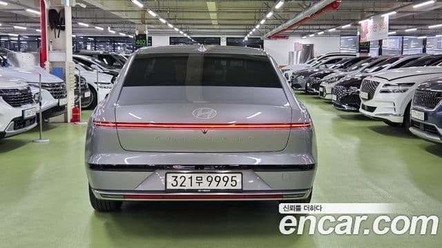 Hyundai Grandeur 2023 — ფოტო 2/20
