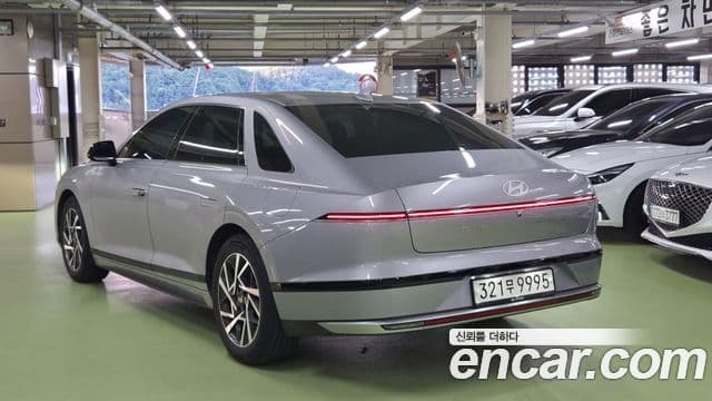 Hyundai Grandeur 2023 — ფოტო 3/20