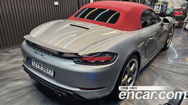Porsche 718 Boxster 2021 — ფოტო 13/20
