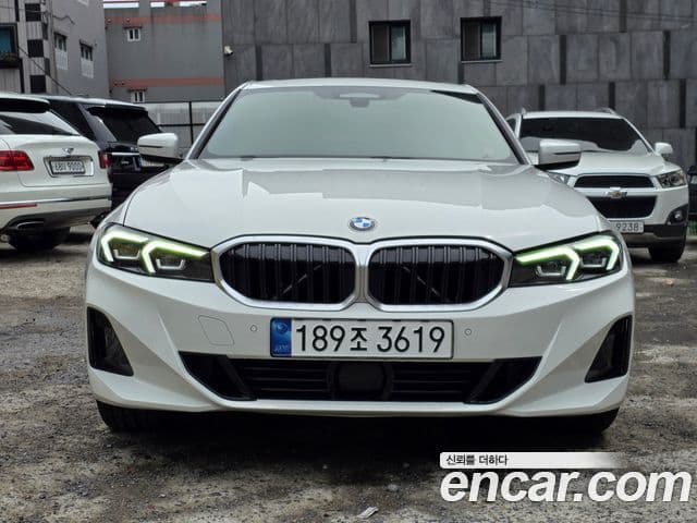 BMW 3 Series 2023 — фото 5 из 20