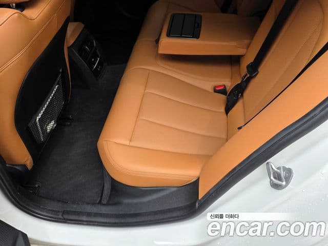 BMW 3 Series 2023 — Şəkil 8/20