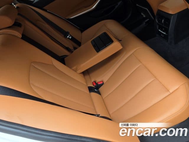 BMW 3 Series 2023 — Şəkil 10/20