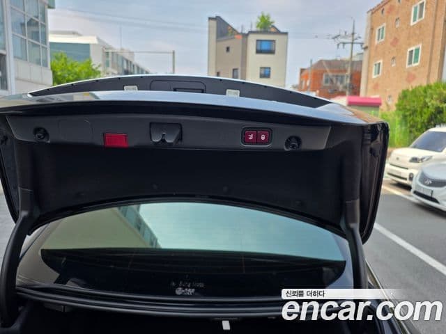 Mercedes-Benz E-Class 2020 — Şəkil 12/20
