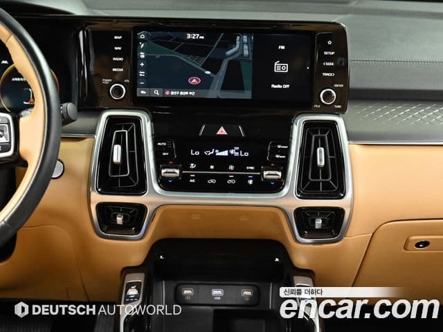Kia Sorento 2021 — Фото 14/20