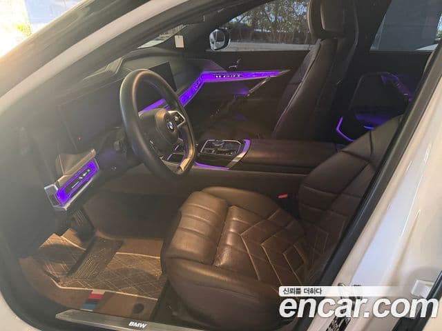 BMW 7 Series 2023 — ფოტო 5/10