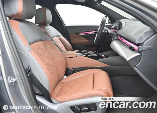 BMW 5 Series 2025 — ფოტო 9/20