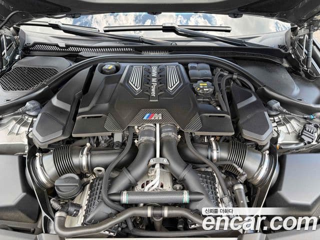 BMW M5 2019 — Şəkil 12/20