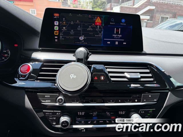 BMW M5 2019 — Şəkil 17/20
