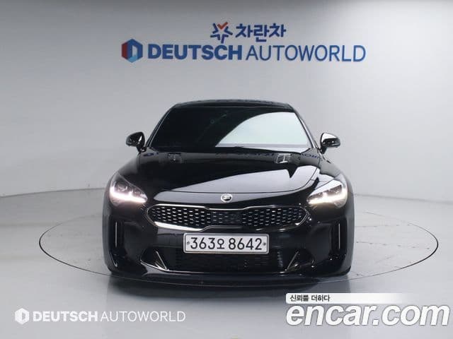 Kia Stinger 2018 — ფოტო 3/20